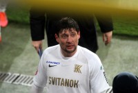 Евгений Селезнев вступил в словесную перепалку, покидая поле «Днепр-Арены»: «Пойдем выйдем, спускайся!»