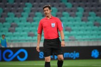 Стало відомо, хто розсудить «Динамо» та «Барселону»