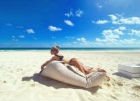 Жена вратаря «Динамо» дразнит болельщиков эффектными фото из Мексики