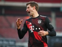 «Бавария» сенсационно проиграла в чемпионате, ведя в счете 2:0