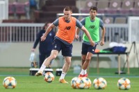 Збори в ОАЕ: про побут «біло-синіх» в Еміратах напередодні першого спарингу