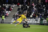 «Рух» вирвав перемогу в «Колоса», а «Маріуполь» нічию в «Дніпра-1» – результати суботи та проміжна таблиця