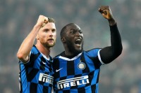 «Интер» представил форму с новым лого на сезон 2020/21