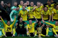 «Боруссия» Д представила домашнюю форму на следующий сезон – классический стиль с оригинальными вставками 