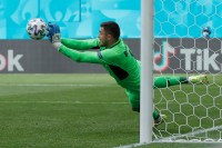 Георгий Бущан — в пятерке лучших вратарей Евро-2020 по числу отраженных ударов
