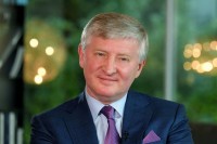 Рінат Ахметов: «Війна застала мене в Києві, у моєму ліжку – буду інвестувати усі свої сили та кошти, щоб Україна відновилася»