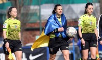 Вийшла з українським прапором: Катерина Монзуль відсудила надрезультативний матч жіночої Серії А