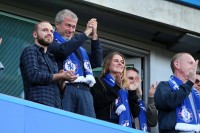 Українські підлітки намагались завадити Абрамовичу сховати коштовну яхту від санкцій