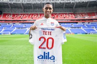 Хавбек «Шахтаря» може стати одноклубником Миколенка в «Евертоні» - трансфер має одну проблему