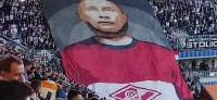 Путін на шибениці у футболці «Спартака»: польські ультрас влаштували потужний перфоманс 