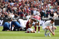 Гравець «Вест Хема» заплакав, побачивши, якої травми завдав супернику