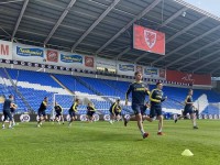 Новини з табору збірної України: черговий іменинник та тренування на стадіоні «Кардіфф Сіті»