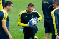 Рустам Худжамов: «У нас немає 100% воротаря для збірної України»
