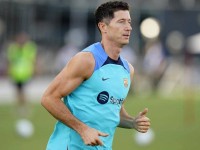 Фанати «Барселони» не могли купити футболку Левандовскі у офіційному магазині 