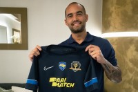 Офіційно. «Дніпро-1» підписав бразильського воротаря