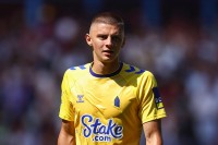 Миколенко у вогні після матчу АПЛ – створив 3 шанси забити, видав спритний трюк, але фанати знайшли заміну