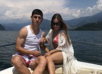 Дружина Маліновського підтвердила можливість відходу хавбека з «Аталанти»: «Прикро, але таке футбольне життя»