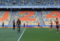 Український військовий наніс перший удар по м'ячу у кампанії УПЛ-2022/23