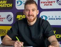 Офіційно: Денис Безбородько повернувся до «Колоса»