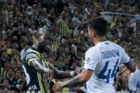 Динамівці пропустили у Стамбулі. Програли повітря під час подачі з кутового