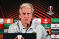 «Динамо» вкрало 30 хвилин. Тренер «Фенербахче» відповів Луческу статистикою