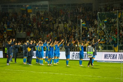 Збірні України та Швеції отримають нові комплекти форми перед вирішальною битвою у плей-офф відбору до ЧС-2026