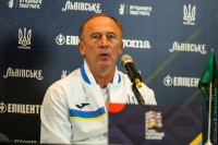 Збірна Вірменії не вийшла на Євро-2024: фанати команди винесли однозначний вердикт роботі Петракова