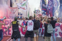 Ультрас увірвалися в роздягальню і погрожували гравцям «Болоньї» - екстренер Коваленка намагався заспокоїти фанів