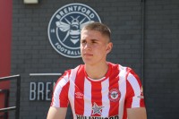 Єгор Ярмолюк несподівано потрапив до заявки «Брентфорда» на матч АПЛ