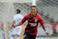 На Вітіньйо претендують три клуби із Бразилії