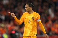 ​«Мені все одно». Ван Дейк не дивитиметься ЧС після вильоту від Аргентини