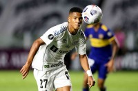 «Мілан» хоче закрити проблемну позицію молодим талантом «Сантоса»