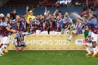 Чемпіоншип: «Бернлі» – чемпіон, «Шеффілд» – 2-й, хто має шанси вийти в АПЛ?