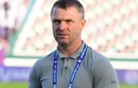 Кого Ребров викликав у збірну, «Шахтар» - кабінетний чемпіон, «Дніпро-1» вбили судді?