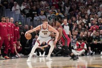 Фінал завершений у 5-му матчі. Денвер вперше в історії став чемпіоном НБА