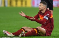 Джеко офіційно змінив клуб – його змусили заспівати на камеру