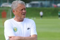 Мирон Маркевич: «Про новачків «Карпат» розповімо пізніше. Найграємо склад»