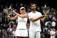Супертитул Кіченок! Нагородження фіналістів мікста на Вімблдоні-2023