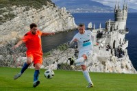 Кримський футбол – це треш: застигли в часі, грають 40-річні, клуби поповнюються кавказцями та ноунеймами з російських нижчих ліг