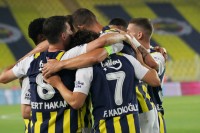 Кваліфікація ЛК. «Фенербахче» розгромив «Зімбру», «Сабах» здивував РФШ