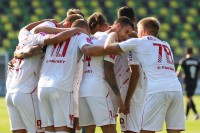 «Колос» впевнено розібрався з «Чорноморцем», «Зоря» сенсаційно поступилась «Кривбасу»