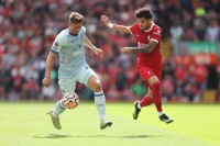 «Буде одним із найкращих центральних захисників в АПЛ»: фанати «Борнмута» оцінили гру Забарного проти «Ліверпуля»