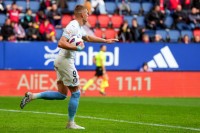 «Жирона» опублікувала потужний постер Довбика з легендарним Шевченком