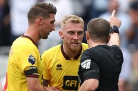 У футболі планують вилучати гравця на 10 хвилин за образу арбітра