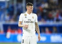 Кроос знову роздумує про завершення кар'єри наприкінці сезону. Він хоче піти з футболу у статусі важливого гравця