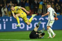 УЄФА оштрафував УАФ за расистську поведінку вболівальників на матчі проти Італії