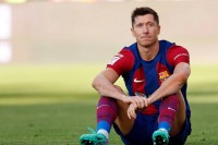 «Барселона» хоче зменшити зарплату Левандовські на наступний сезон
