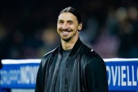 Топ-10 футболістів, які завершили кар'єру у 2023 році