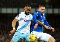 «Евертон» з Миколенком врятувався в матчі АПЛ: команда українця покинула зону вильоту