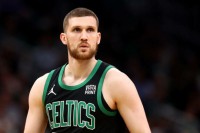 «Бостон» знищив «Голден Стейт», Михайлюк відіграв рекордні у сезоні хвилини